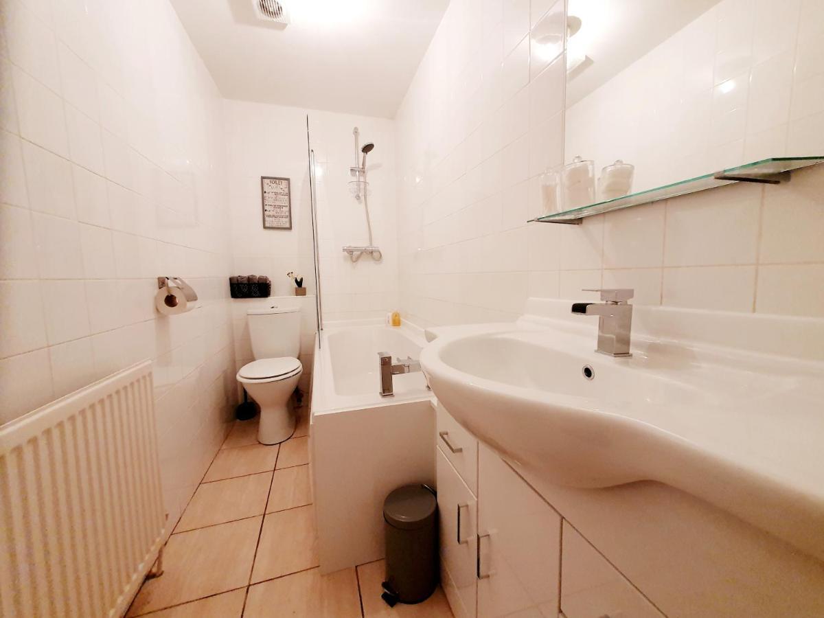 בלשיל Station Apartment מראה חיצוני תמונה
