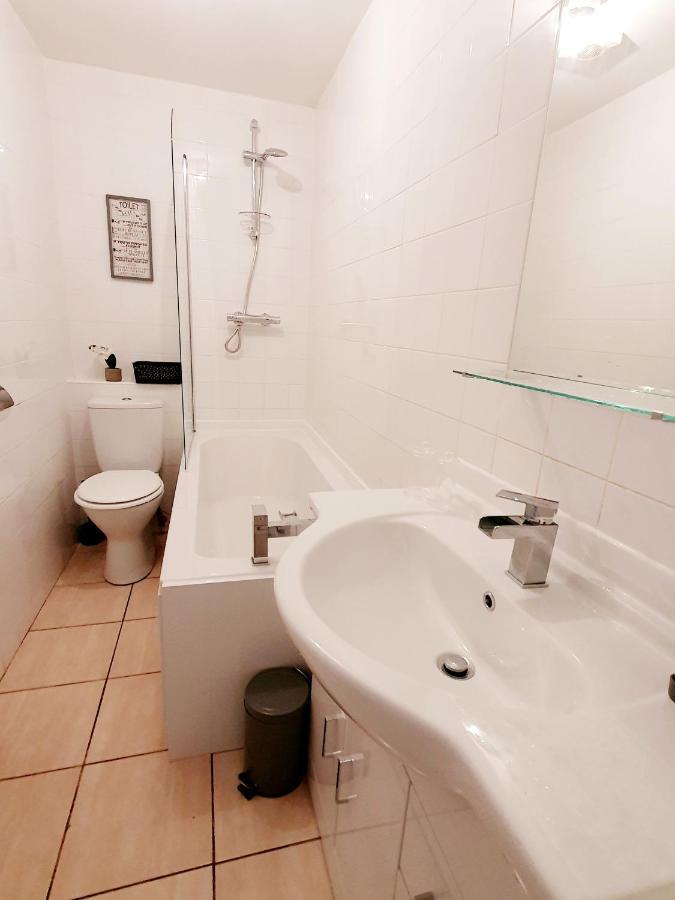 בלשיל Station Apartment מראה חיצוני תמונה
